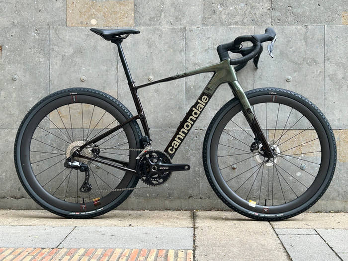 Cannondale Topstone Carbon LTD Gravel Bike (Shimano GRX di2) detail 1