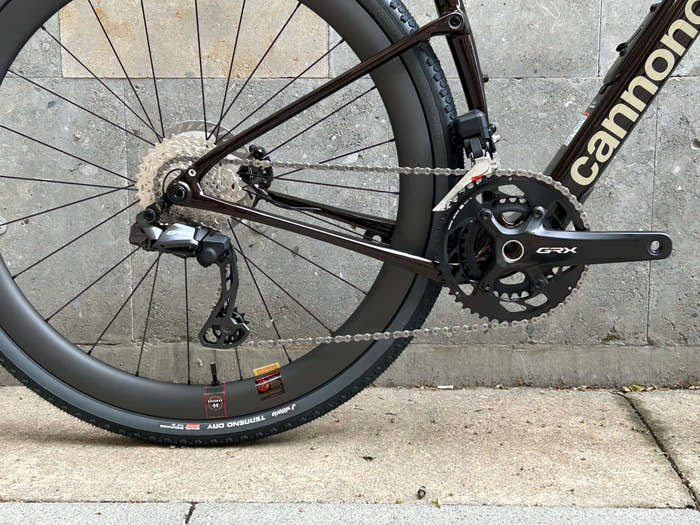 Cannondale Topstone Carbon LTD Gravel Bike (Shimano GRX di2) detail 2