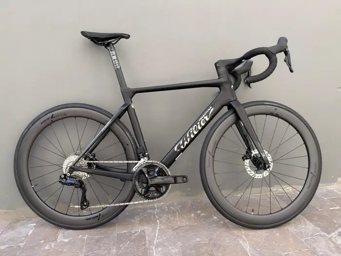 Wilier Filante SL 2026 Road Bike (Shimano 105 Di2) detail 1